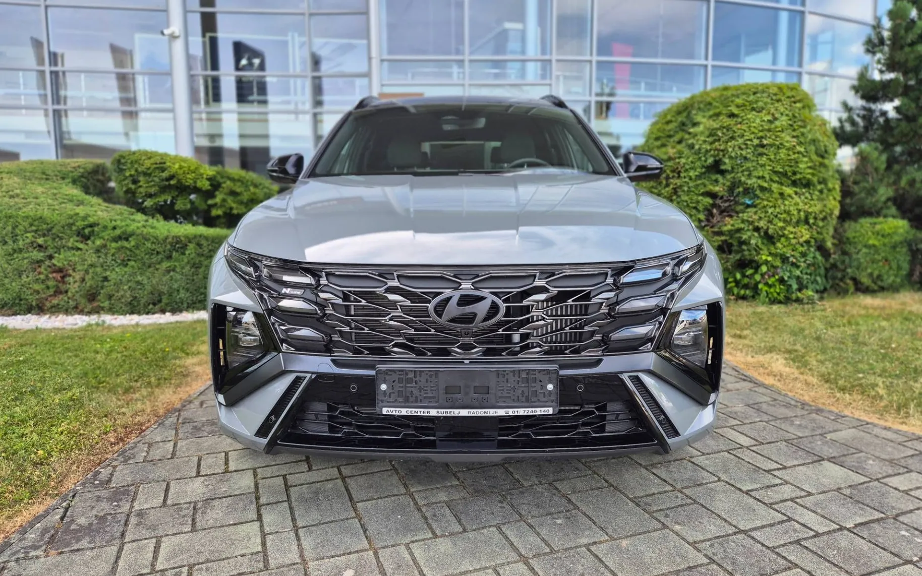 Zunanja slika - Hyundai Tucson - 1.6 T-GDI FL IMPRESSION   N-LINE. MSR. RADAR. PCA - 2