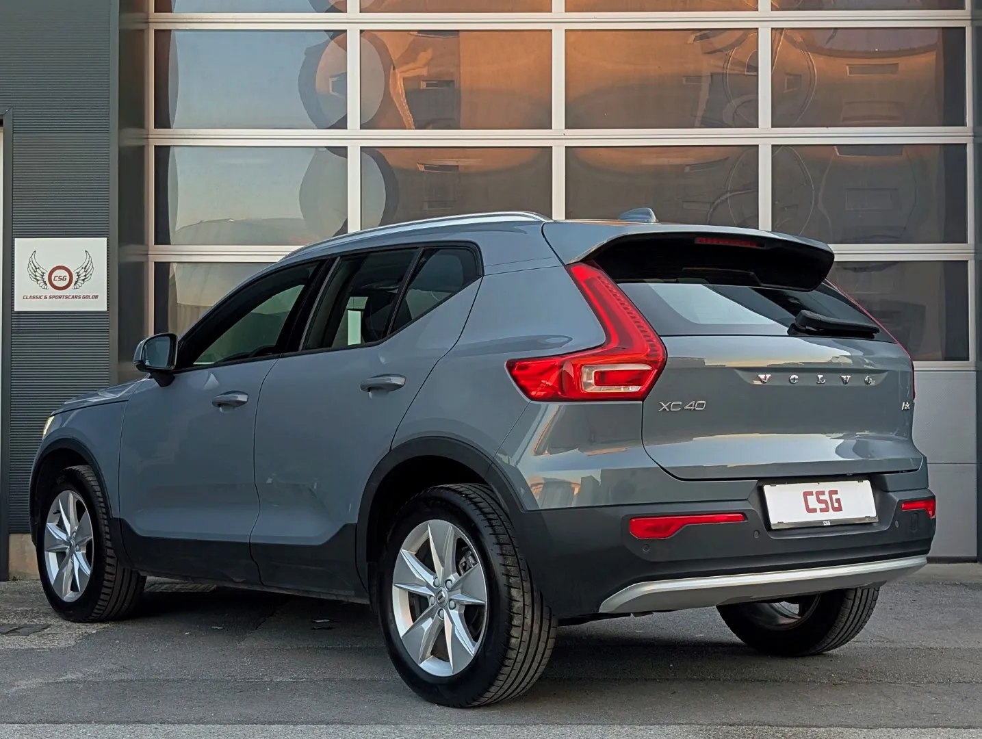 Zunanja slika - Volvo XC40 - 2.0 B3 aut. LED|Kamera|Navi|2xPDC|Keyless - 4