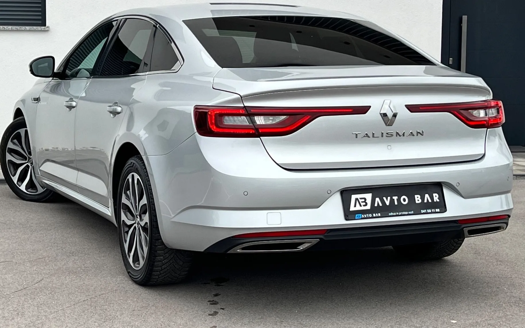 Notranja slika - Renault Talisman - 1.6 dCi+LED+HEAD UP+ACC+18COL+KEYLESS GO... - 7
