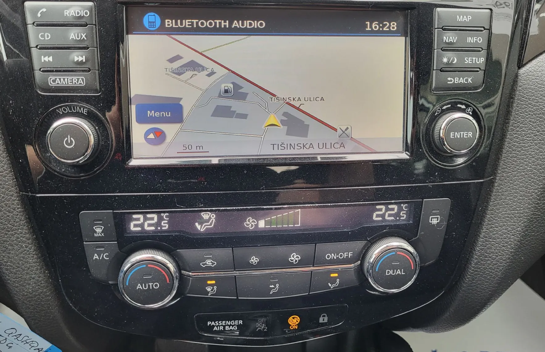 Zunanja slika - Nissan Qashqai - 1.5 DCI 360 navi-pdc-kamera-alu-acc-tempom-servis - 12