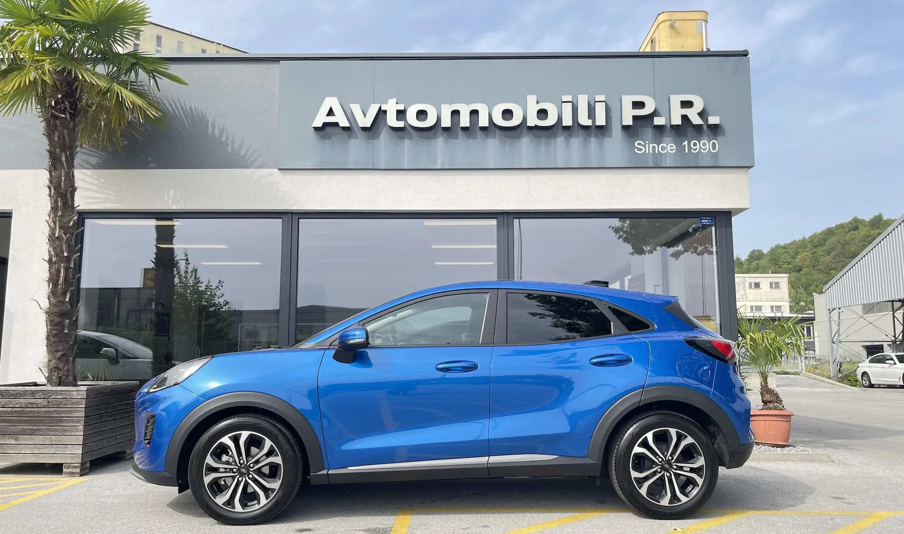 Zunanja slika - Ford Puma - 1.0 EcoBoost Hybrid MHEV TITANIUM SLO 1.LAST. - 4