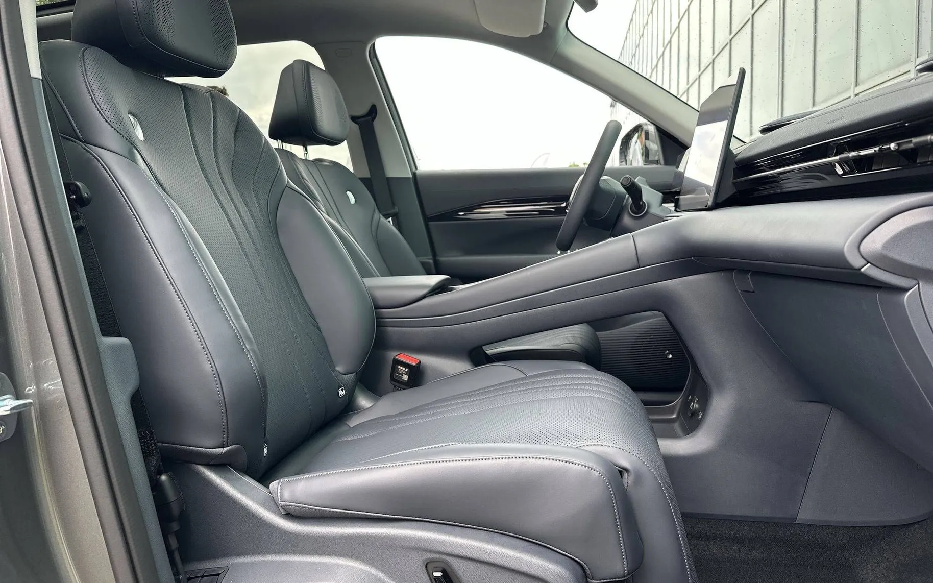 Notranja slika - Geely EX5 - MAX... - 10