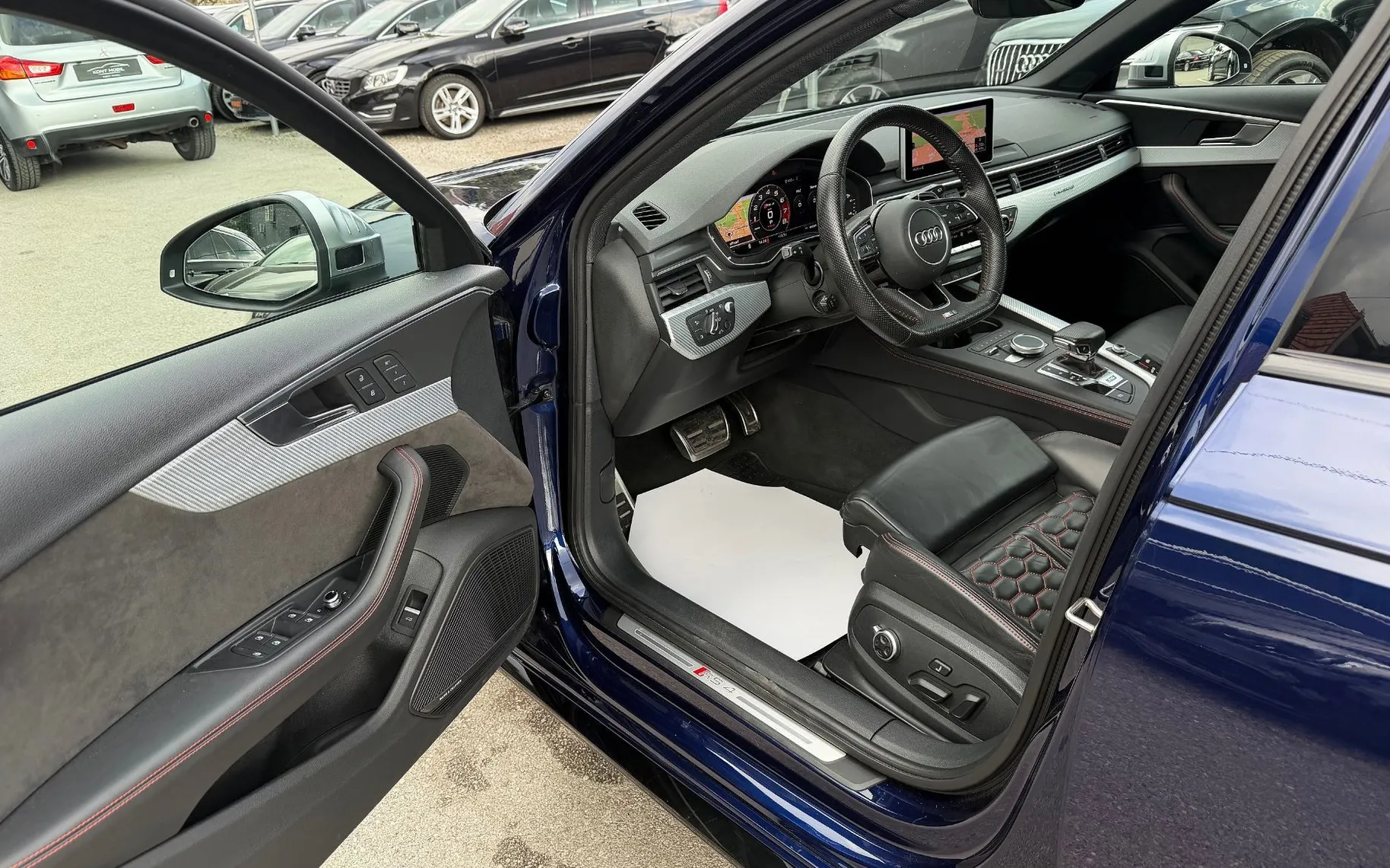 Zunanja slika - Audi RS4 Avant - 2.9 TFSI Quattro AUT. HD MATRIX B.O. ACC ALU 19 - 13
