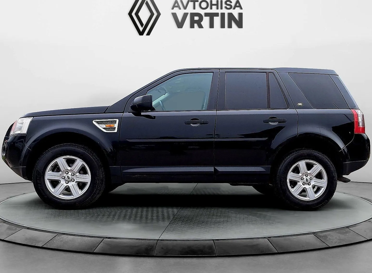 Zunanja slika - Land Rover Freelander - 2.2D SE - 3