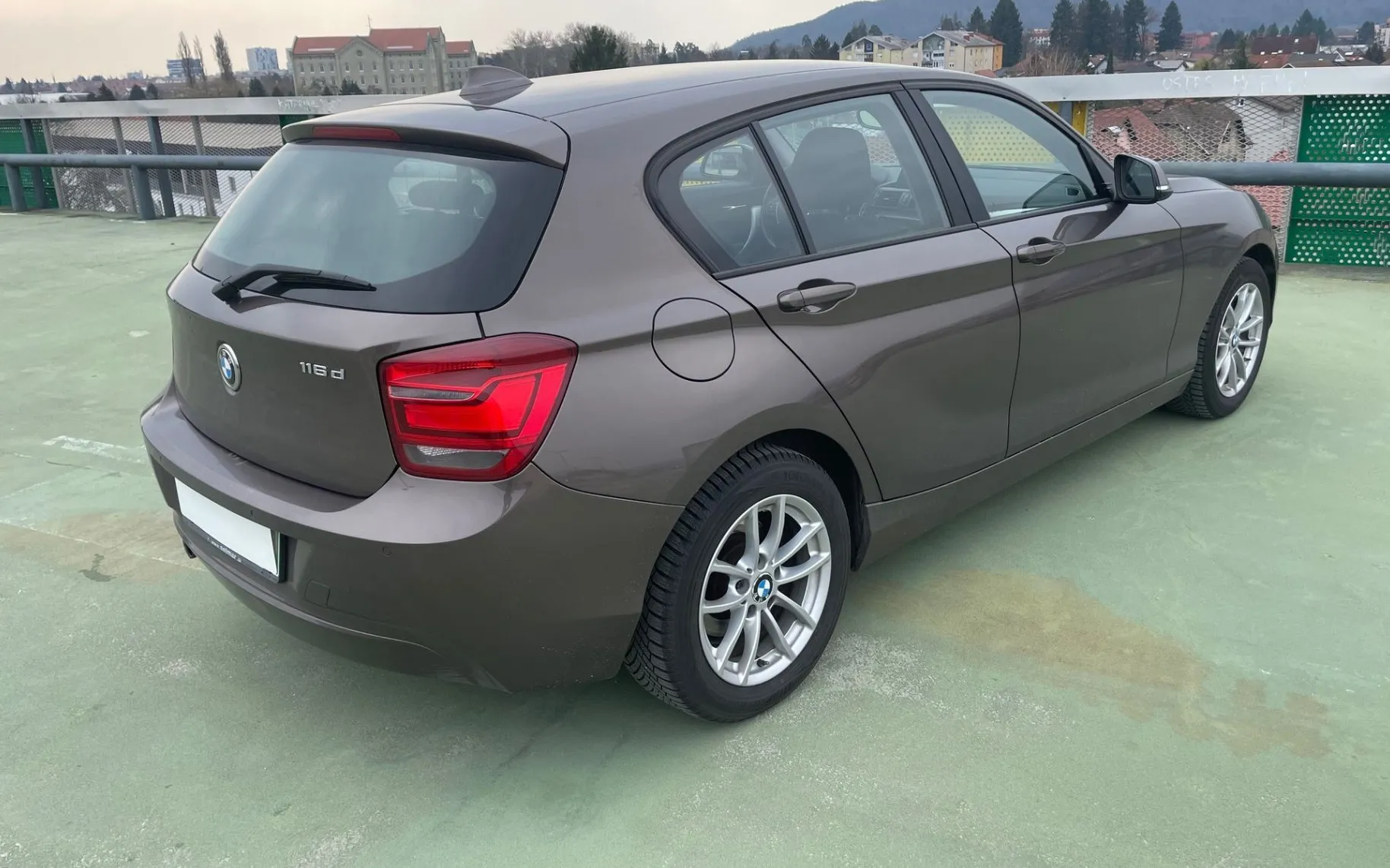 Zunanja slika - BMW Serija 1 - : 116 d XSENON.NAVI.PDC ZADAJ.OGREVANI SEDEŽI - 5