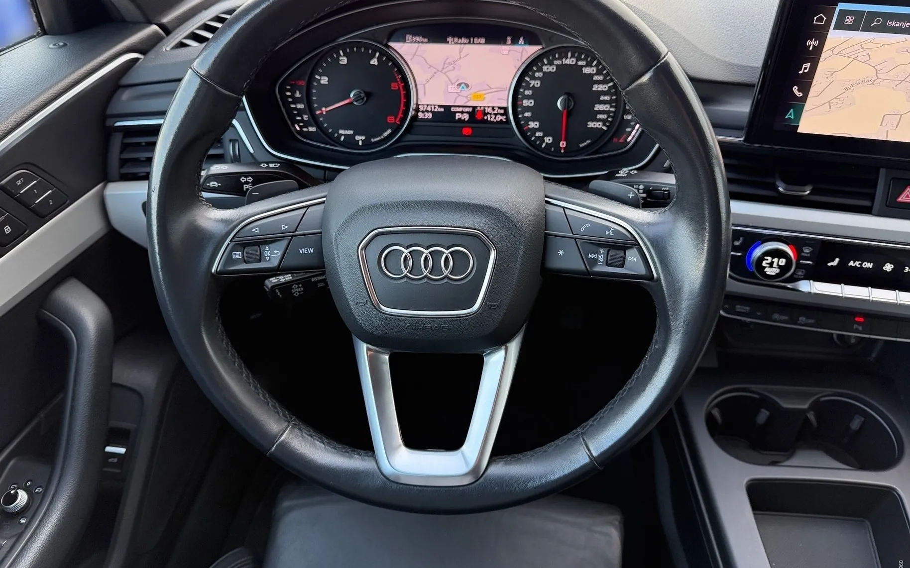 Notranja slika - Audi A4 - 40 TDI S tronic advanced-Usnje-ACC-PDC-Navigacija. - 8