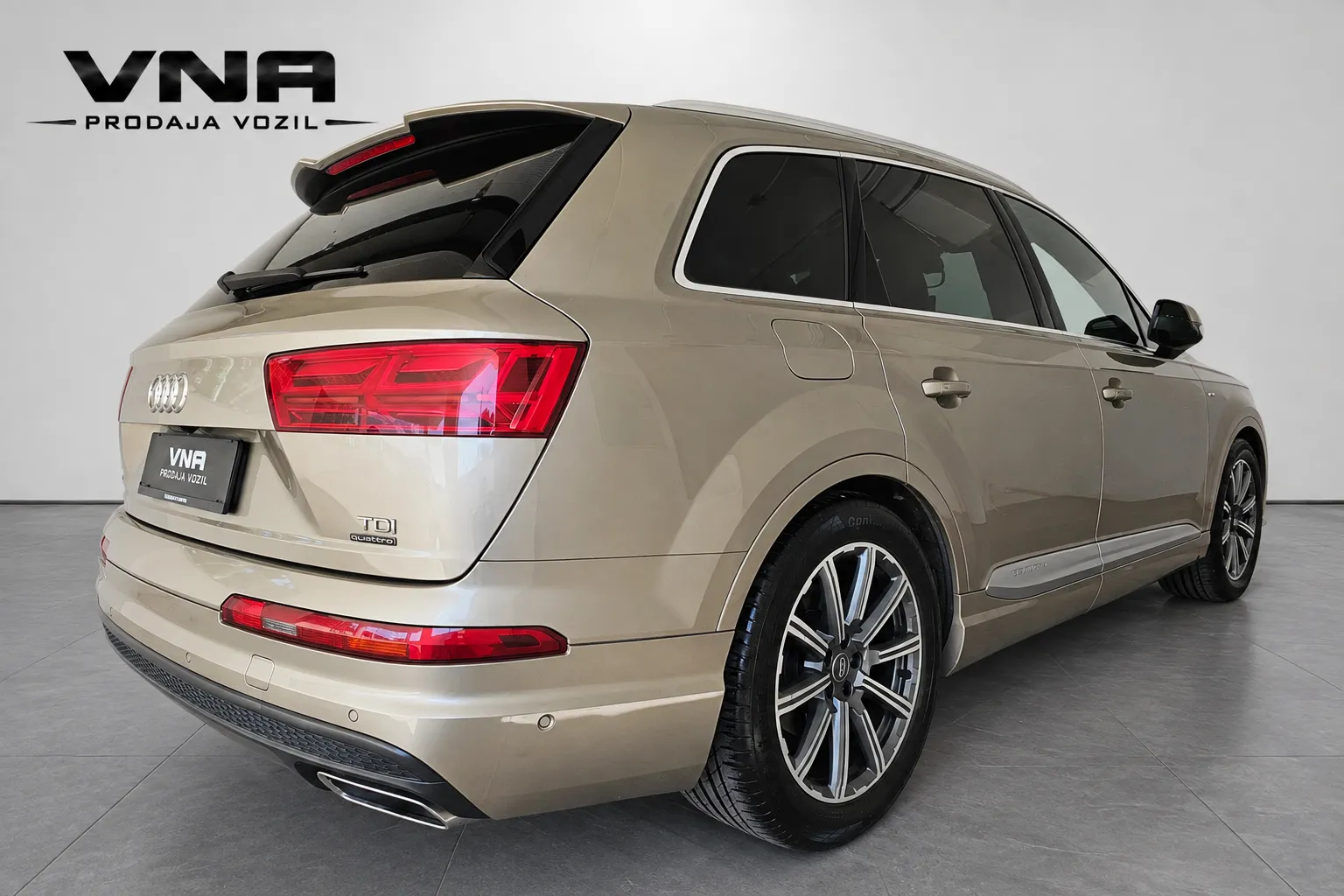 Zunanja slika - Audi Q7 - quattro 3.0 TDI S-LINE |VIRTUAL|360KAM|BOSE|ZRAK| - 6