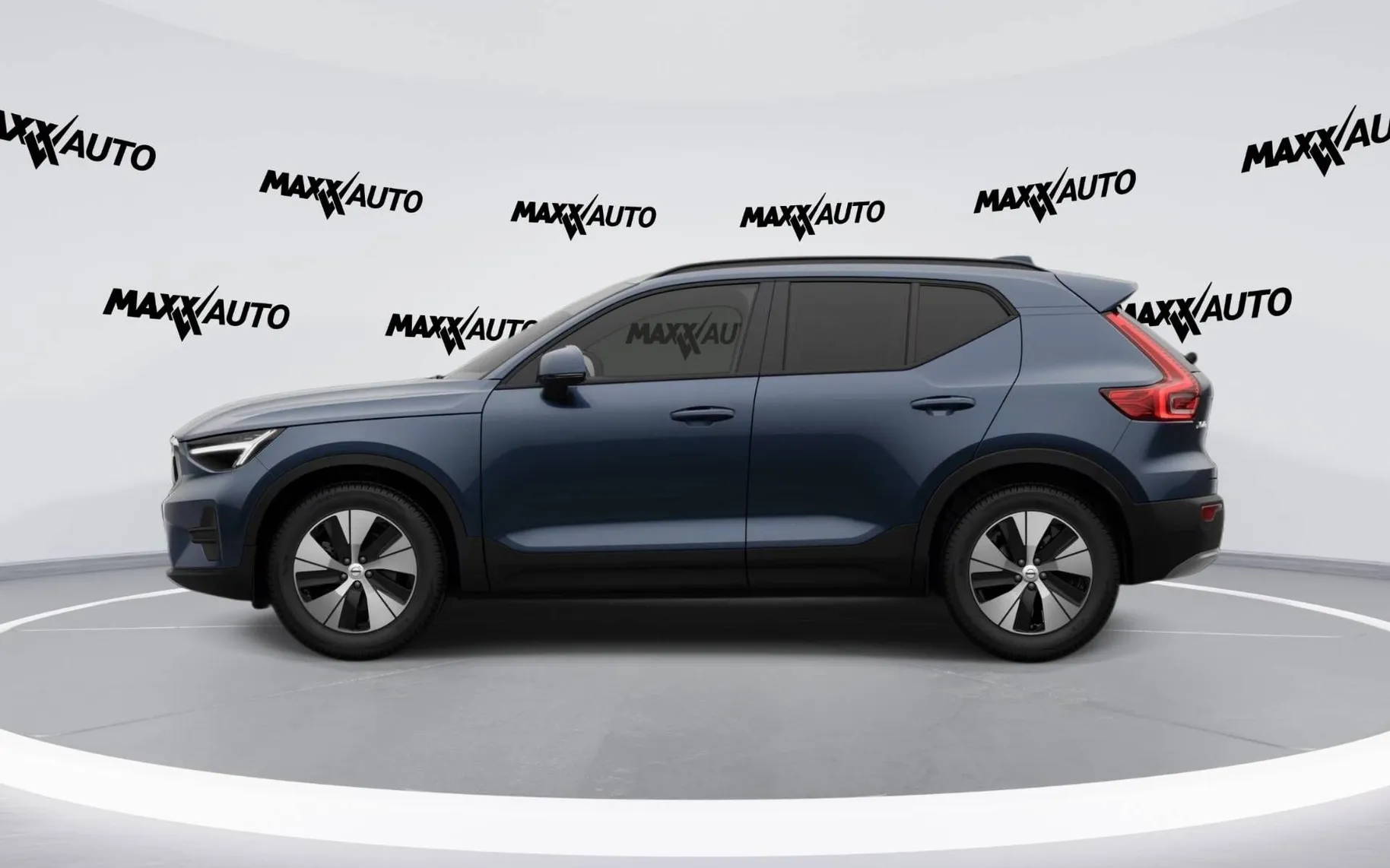 Notranja slika - Volvo XC40 - B3 P Core Avt. - 8