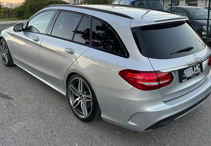 Zunanja slika - Mercedes-Benz C-Razred - C43 AMG 367ks °PANORAMA° °KAMERA° °19-COL° - 6