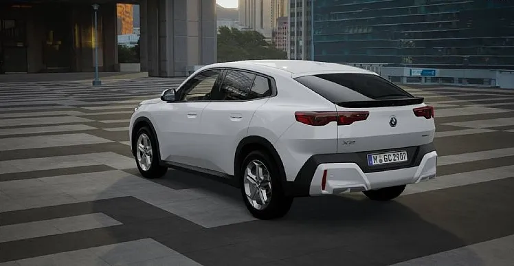 Zunanja slika - BMW X2 - serija : sDrive18d  AT  AKCIJA BSI 5LET 100.000 KM - 4
