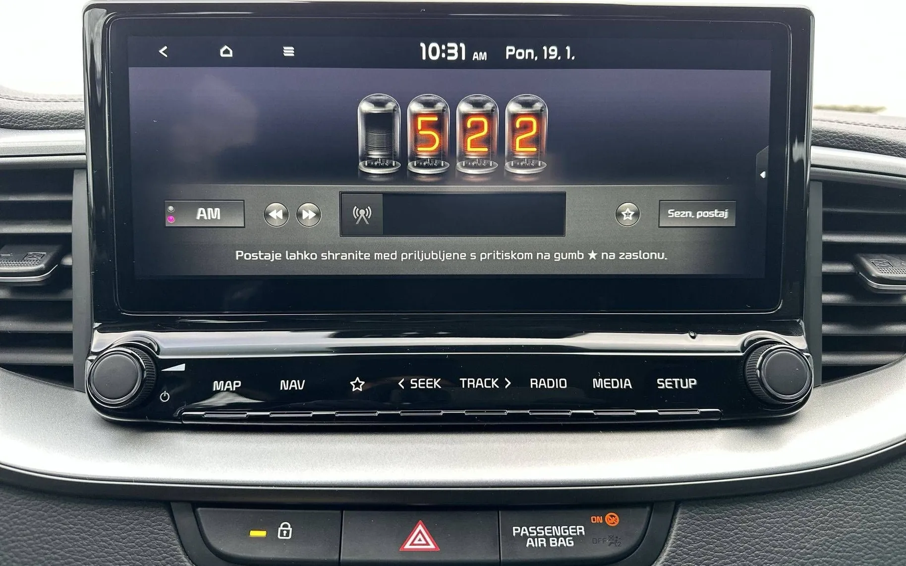 Notranja slika - KIA XCeed - 1.6 T-GDi LX SMART ISG.7DCT - 16
