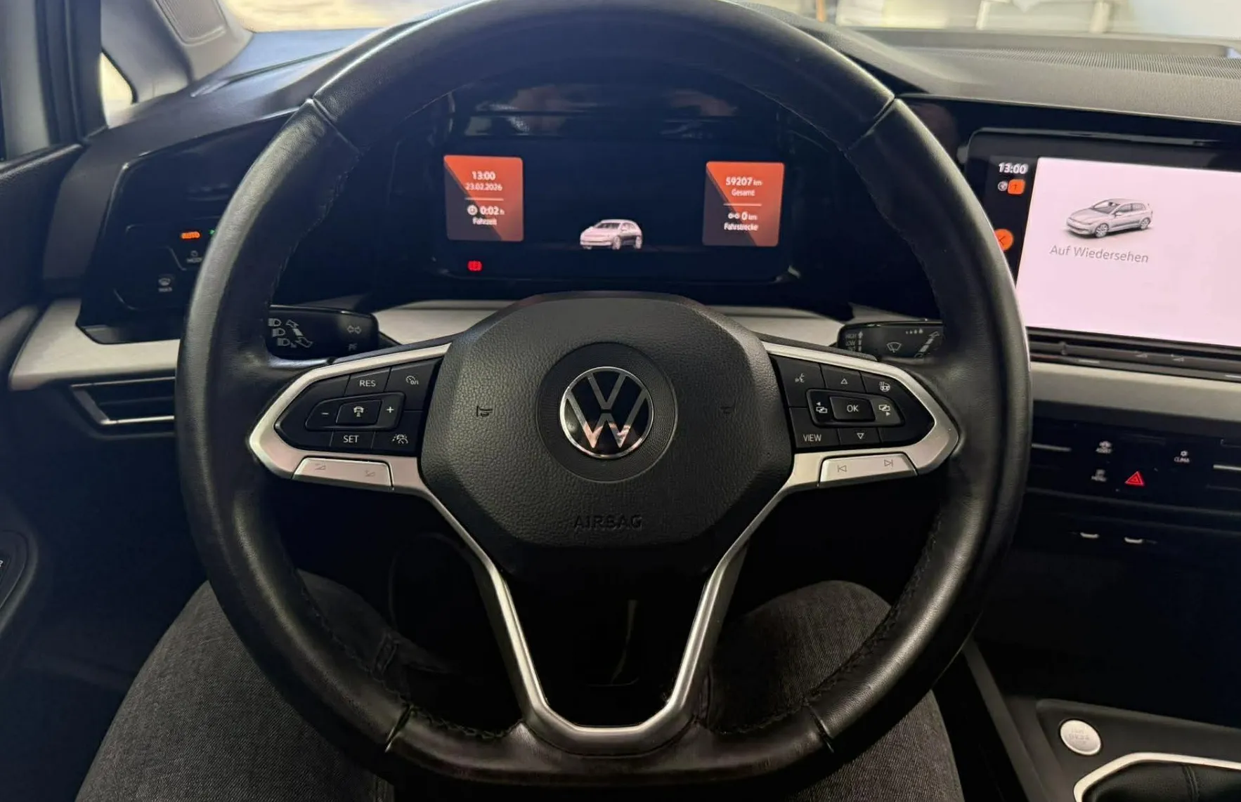 Zunanja slika - Volkswagen Golf - 1.5 TSI 96KW.NEMŠKI.KAMERA.LED.NAVI.GRE.SEDEŽEV - 15