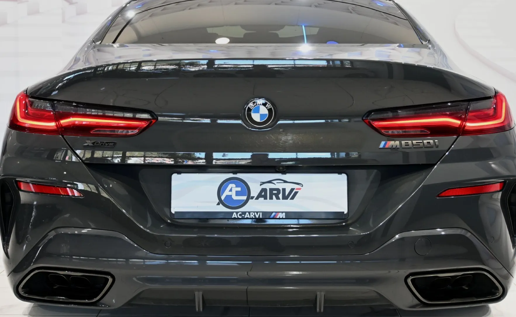 Zunanja slika - BMW Serija 8 - Gran Coupe: M850i xDriveRADAR-PANO-KEY-KAM360-BOWERSl. - 5