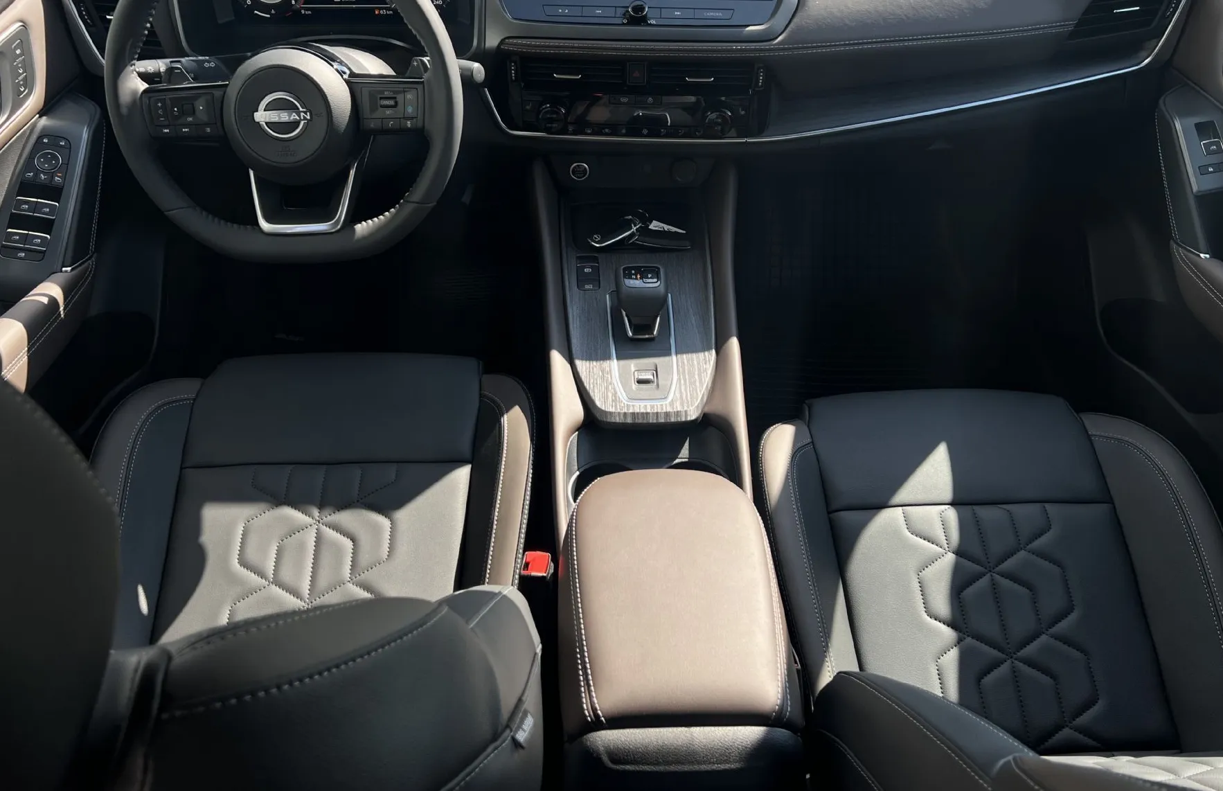 Zunanja slika - Nissan Qashqai - 1.3 DIG-T MHEV Tekna X-Tronic - 12