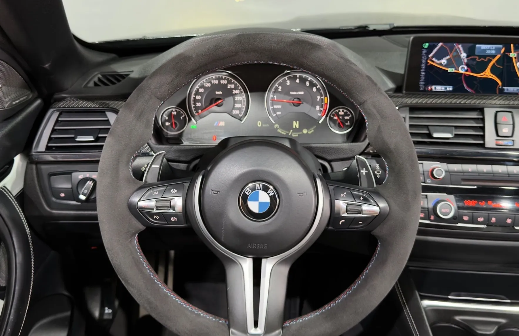 Zunanja slika - BMW M4 - Cabrio - KAMERA - H K - HEAD UP - GRET. SED. ... - 11