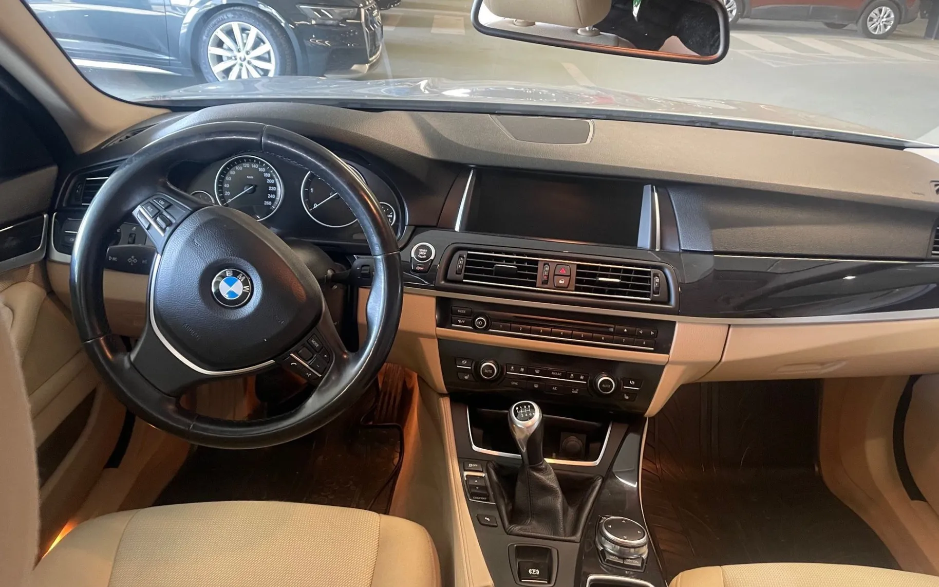 Zunanja slika - BMW Serija 5 - Touring: 520d touring XSENON.NAVI.2XPDC.PANORAMA.TEMPOMA - 5