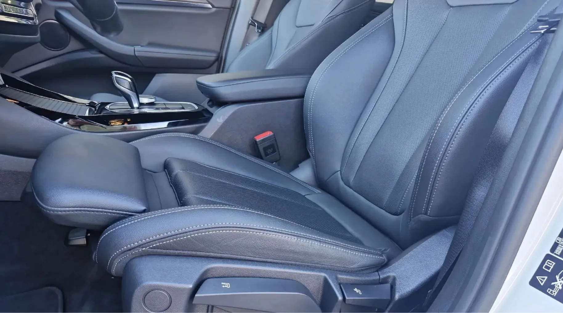 Zunanja slika - BMW X3 - serija : xDrive 20d AT M PAKET - 11