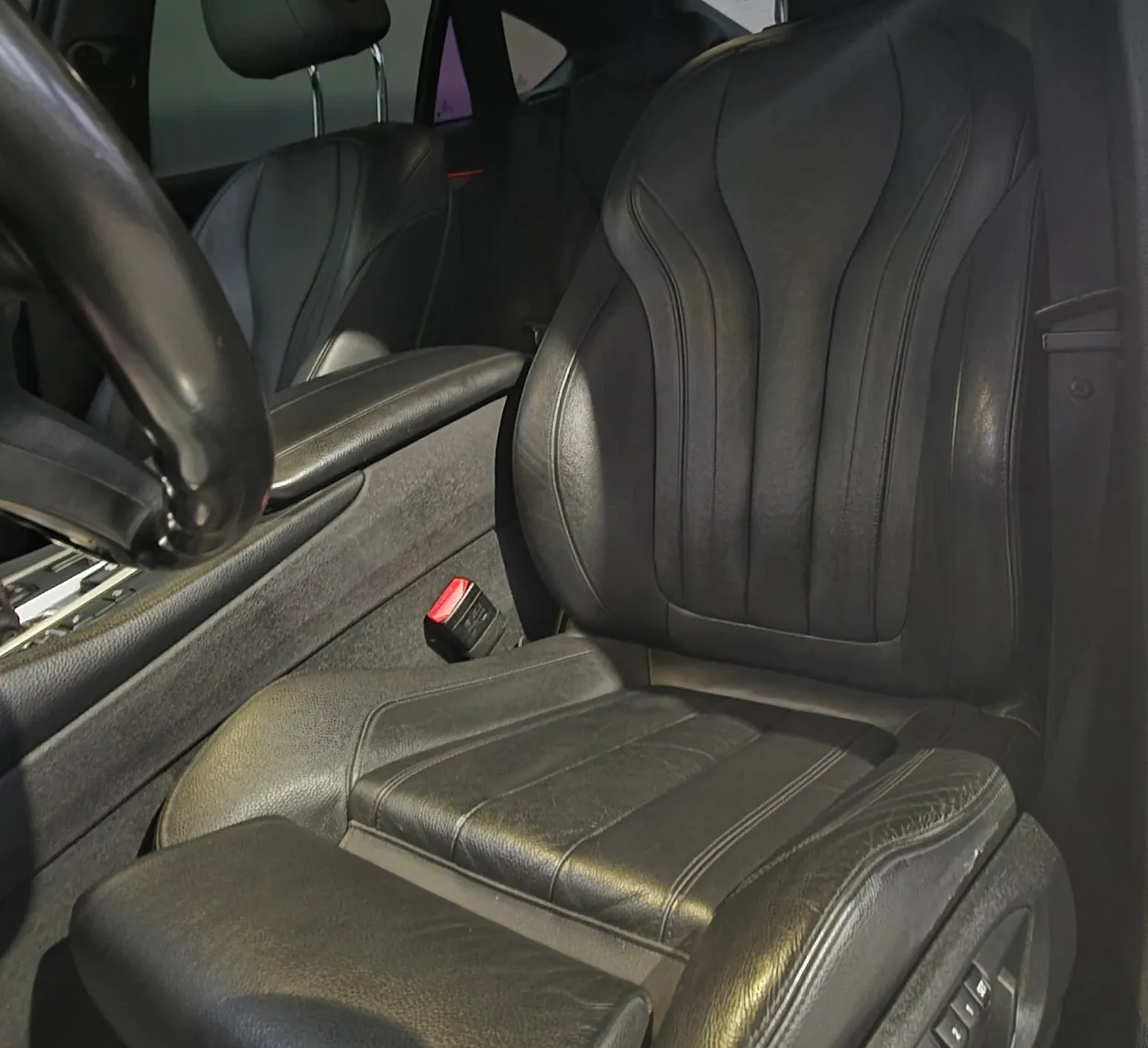 Zunanja slika - BMW X6 - xDrive 30d Avt. - 16