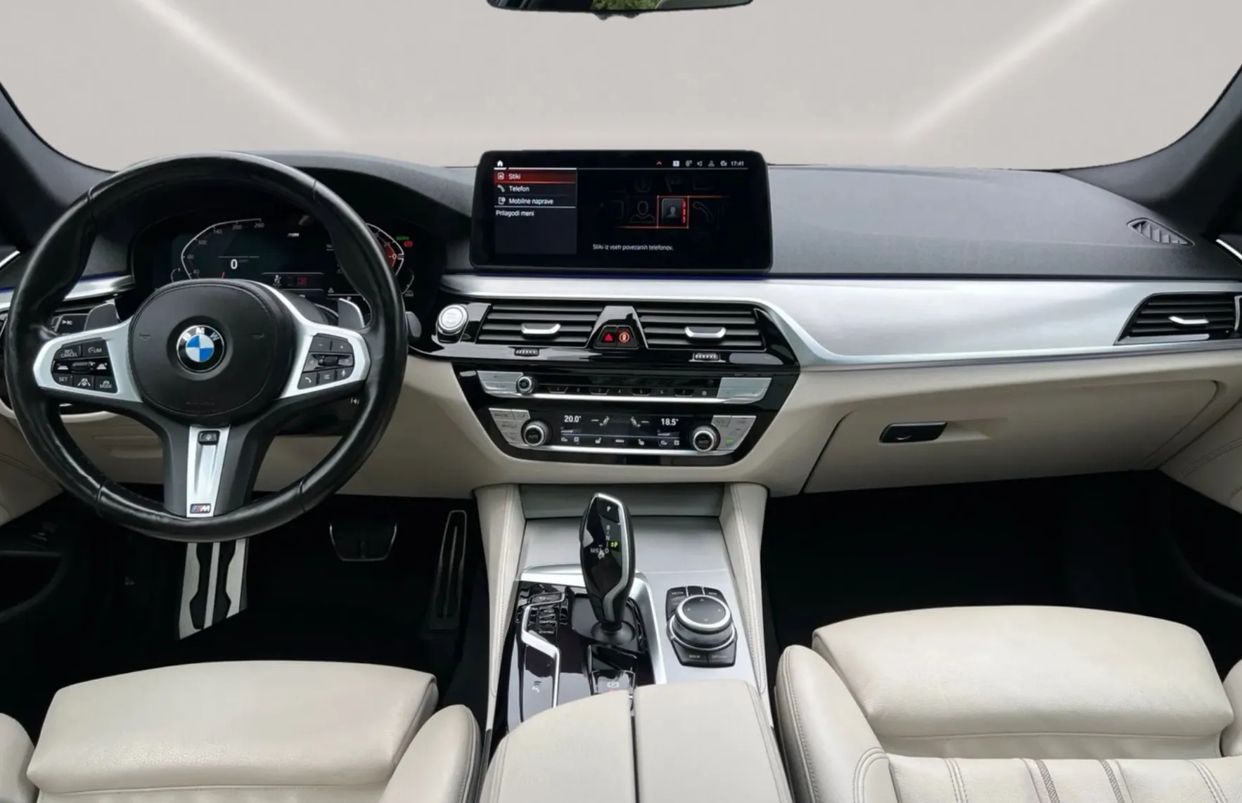 Zunanja slika - BMW Serija 5 - Touring: 530d M Sport Pano Vl. kljuka Laser - 8