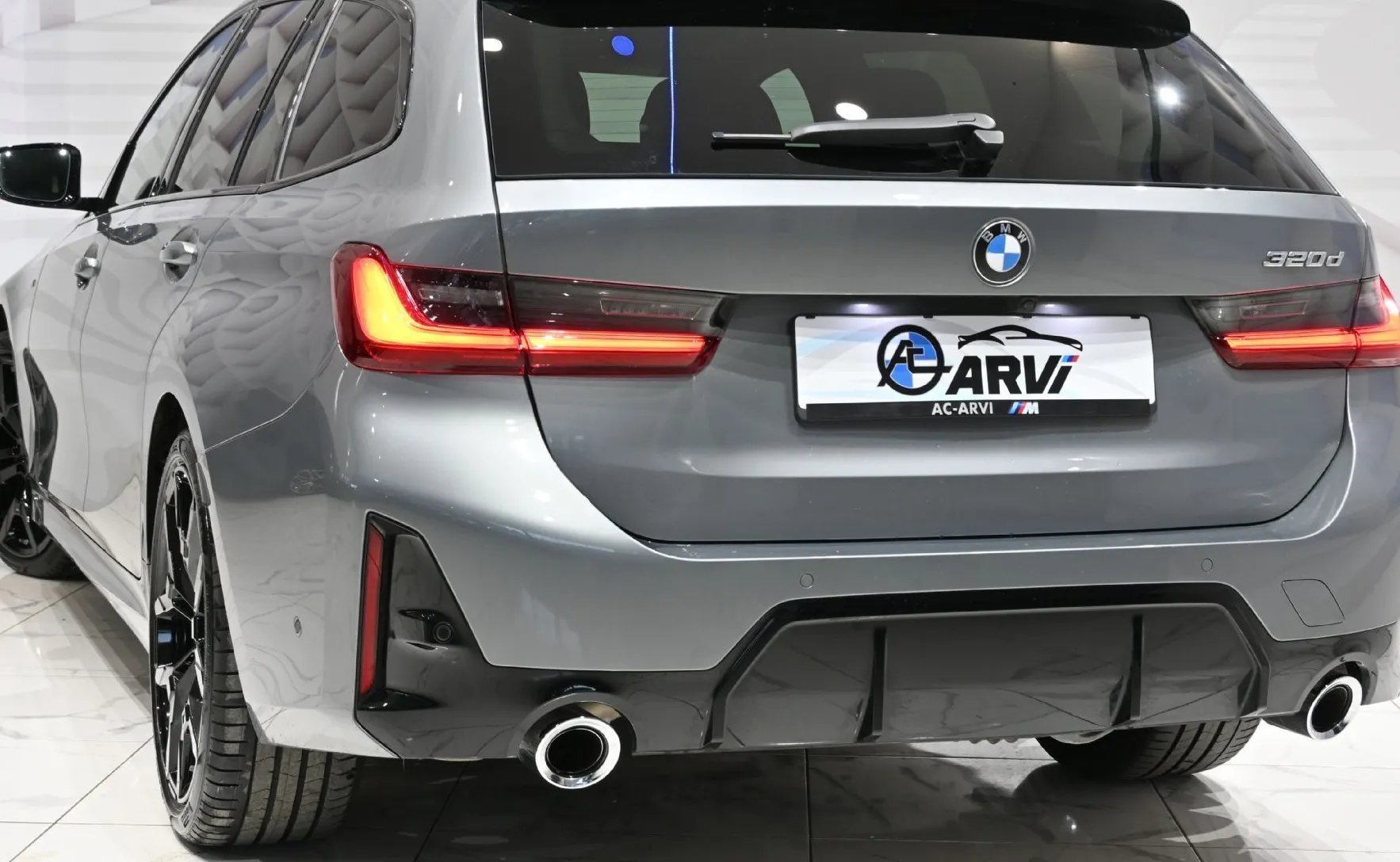 Zunanja slika - BMW Serija 3 - Touring: 320d Touring Avt-M.SPORT-LED-WIDE-KAM-KLJUKA - 6