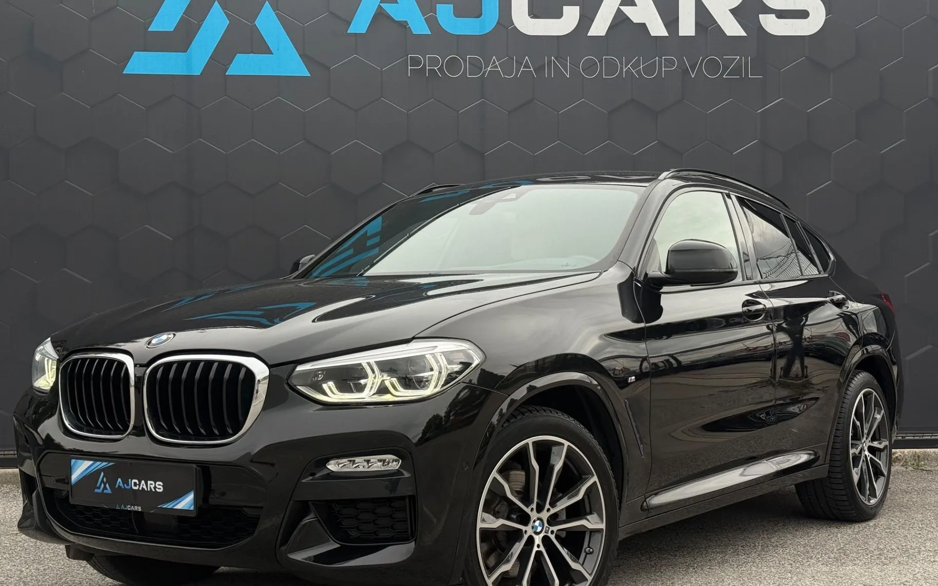 Zunanja slika - BMW X4 - serija : xDrive20d M Sport aut.-Usnje-Virtual-Kamera-Harm.. - 1