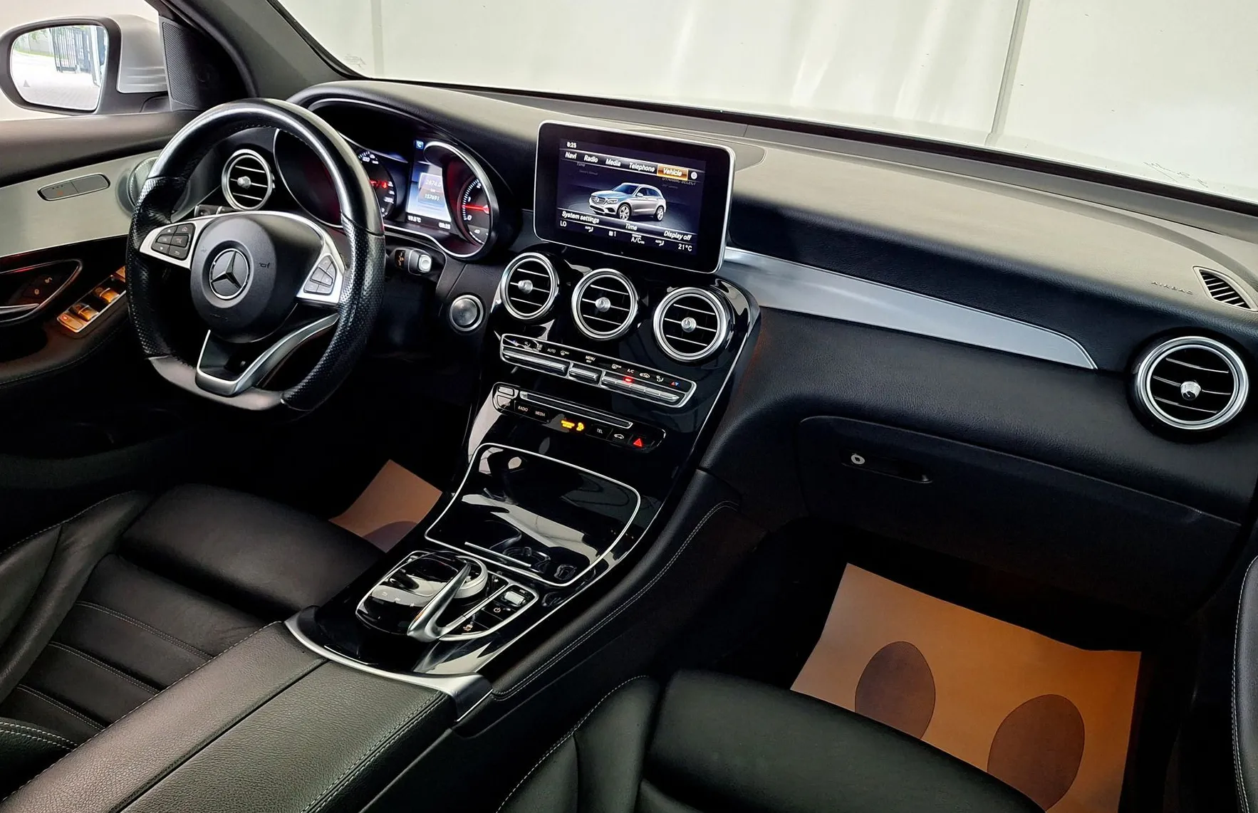 Zunanja slika - Mercedes-Benz GLC-Razred - 350d 4MATIC Exclusive•AIR•PANO•KAM360•HEAD-UP•... - 9