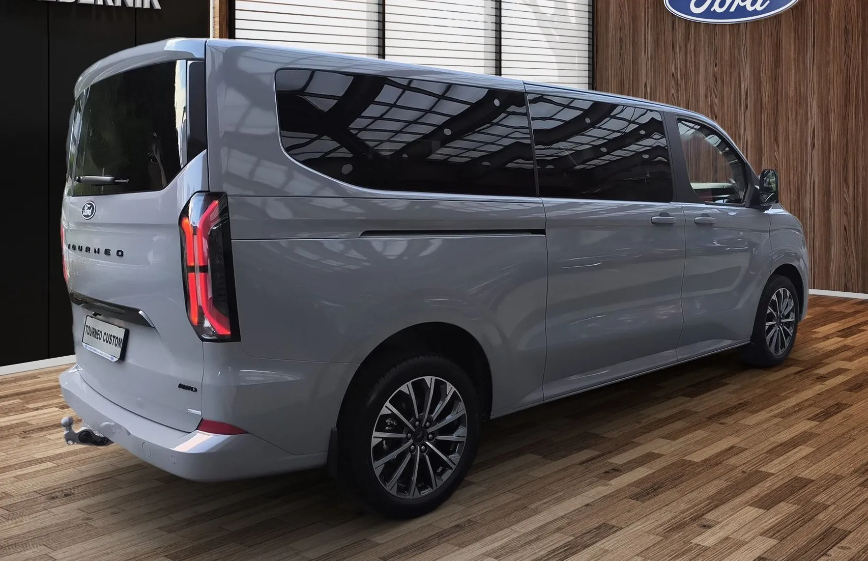 Zunanja slika - Ford Tourneo - Custom 4x4  2.0 TDCi L2Titanium X A8-VK-ZALOGA-AKCIJA - 4