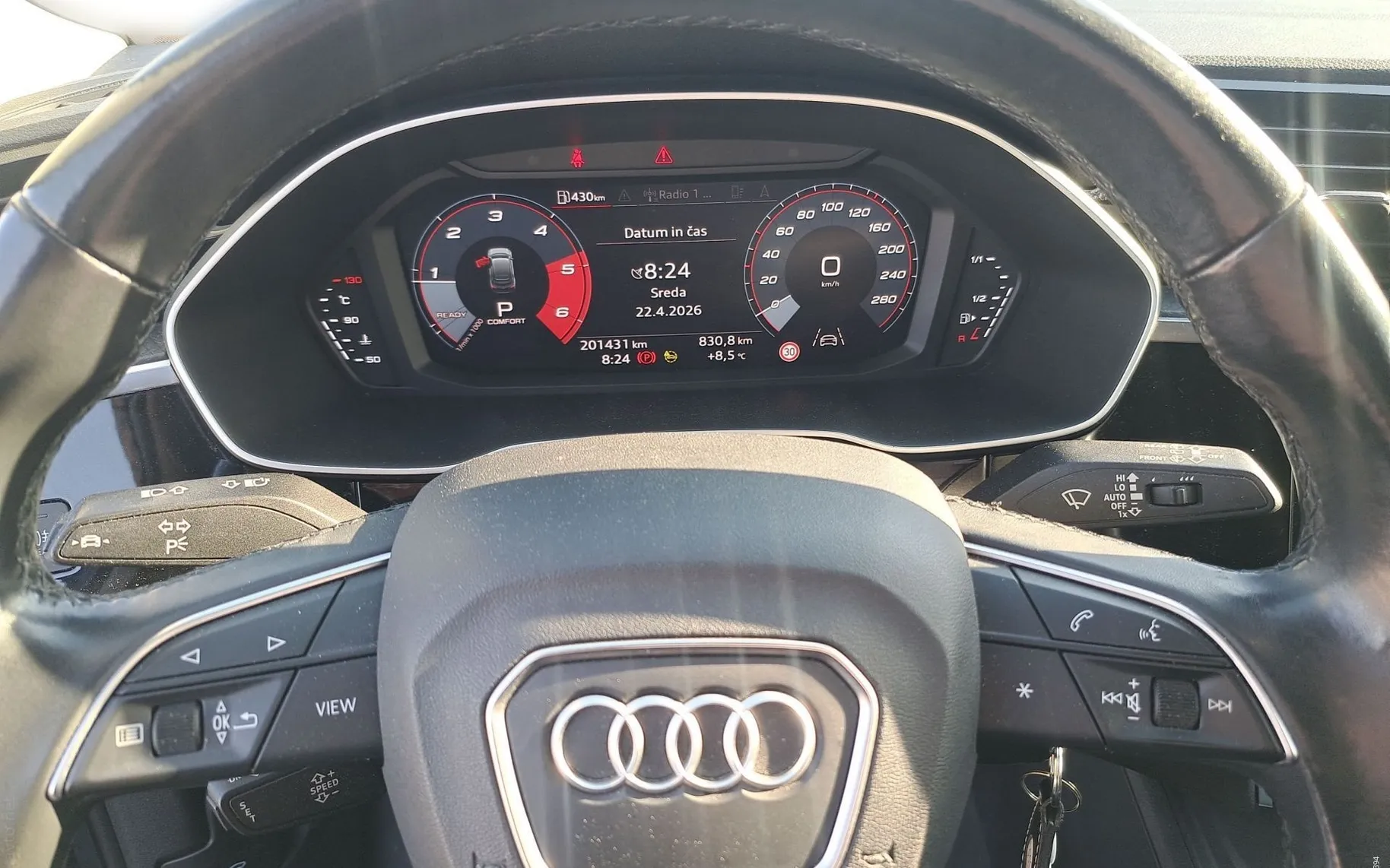 Notranja slika - Audi Q3 Sportback - 35 TDI S tronic - 8