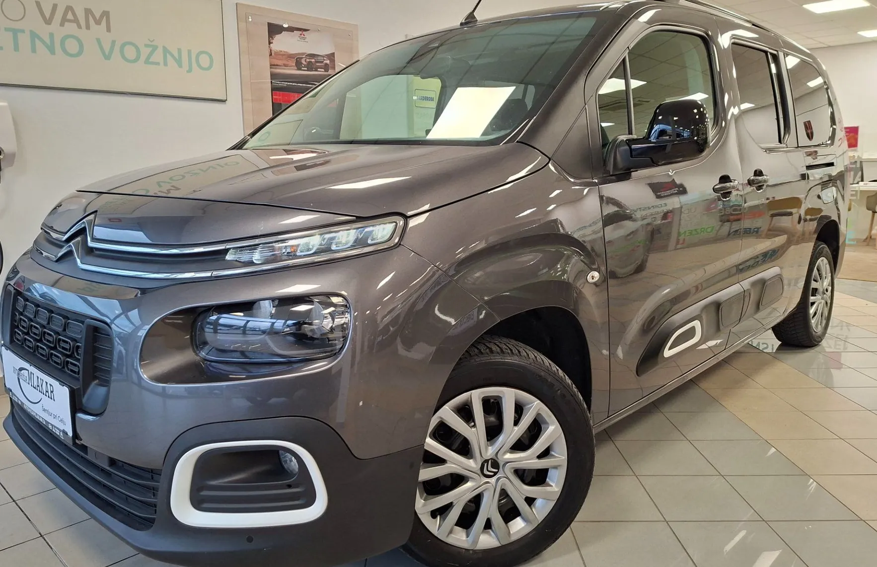 Zunanja slika - Citroën Berlingo - 1.5 BlueHDi 130 S S XL-1.LASTNIK-SLO-ODLIČEN - 2