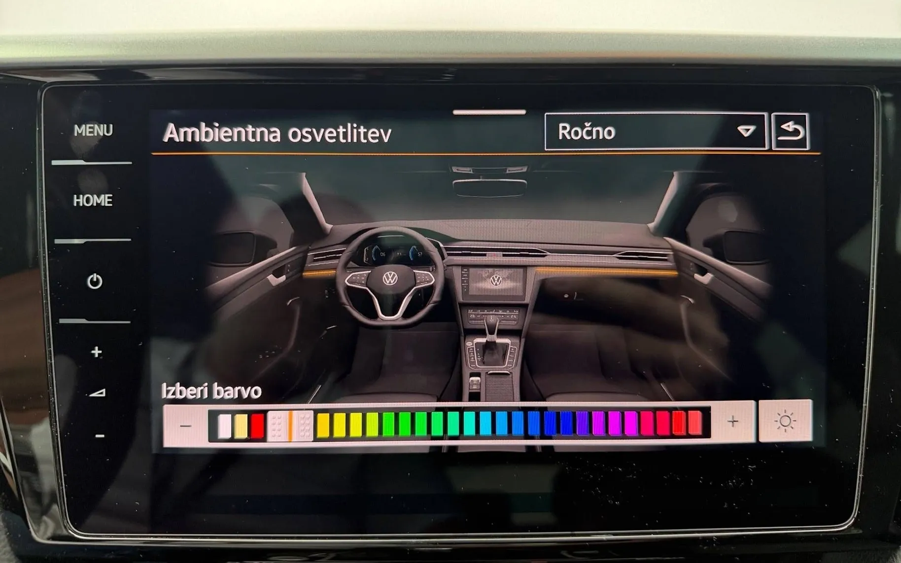 Notranja slika - Volkswagen Arteon - 2.0 TSI R-Line DSG - 9