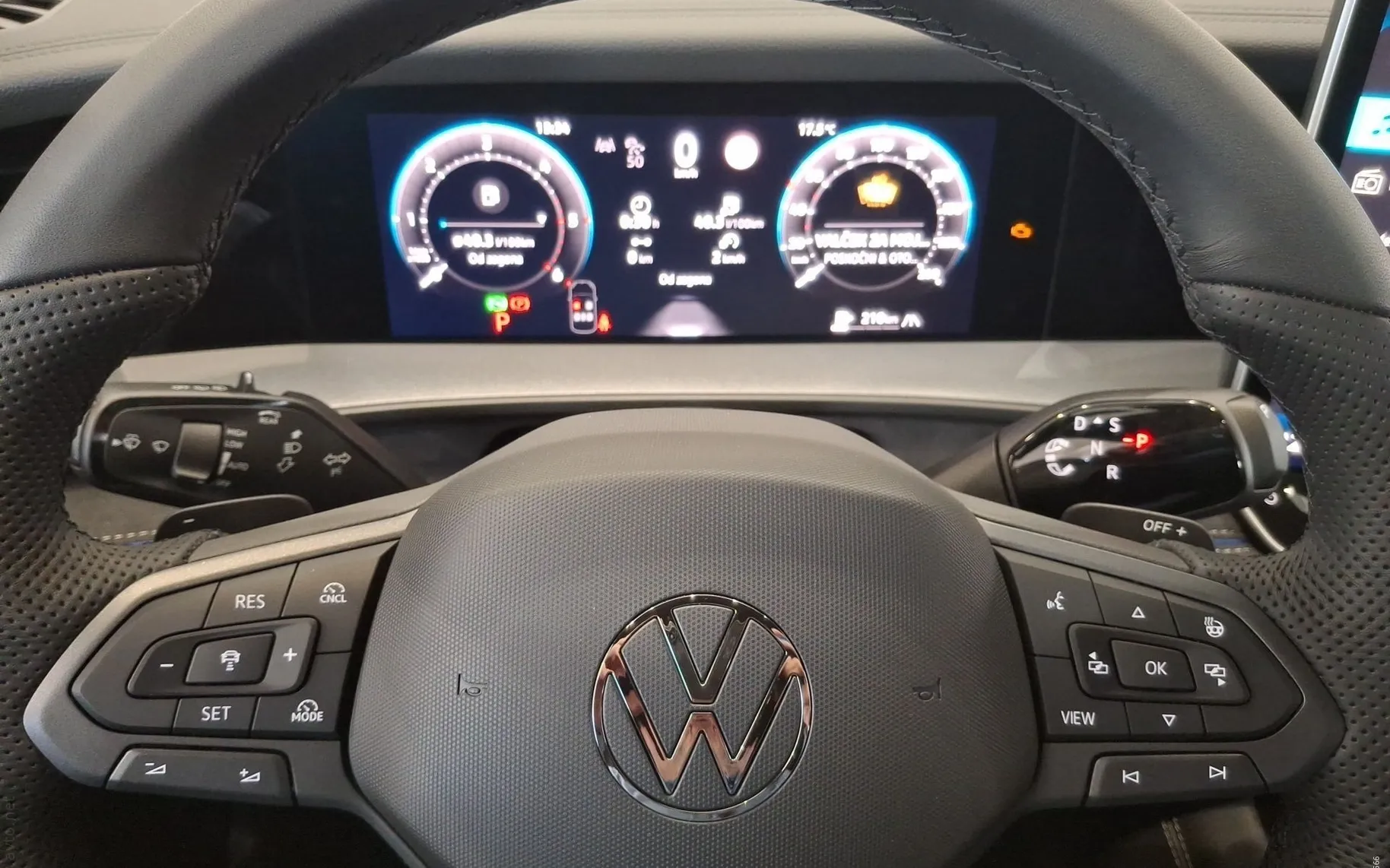 Notranja slika - Volkswagen Tayron - 2.0 TDI 4MOTION DSG 4JOY 142kW... - 8