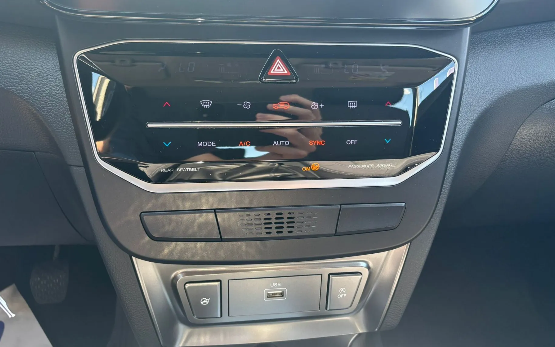 Zunanja slika - KG Mobility Tivoli - 1.5 GDI-T Fresh M T - 15