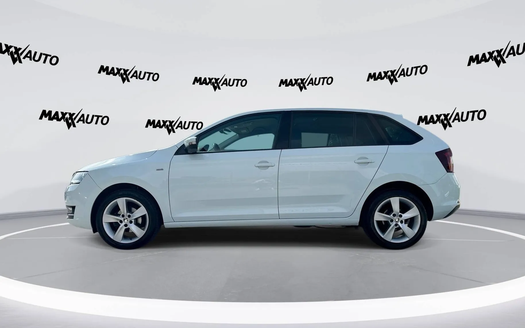 Notranja slika - Škoda Rapid - 1.0 TSI Ambition - 8