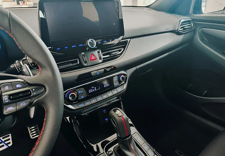 Zunanja slika - Hyundai i30 - 1.6 T-GDI PREMIUM N-LINE-AKT.T-GRETJE-REZ K-VIDEO - 12