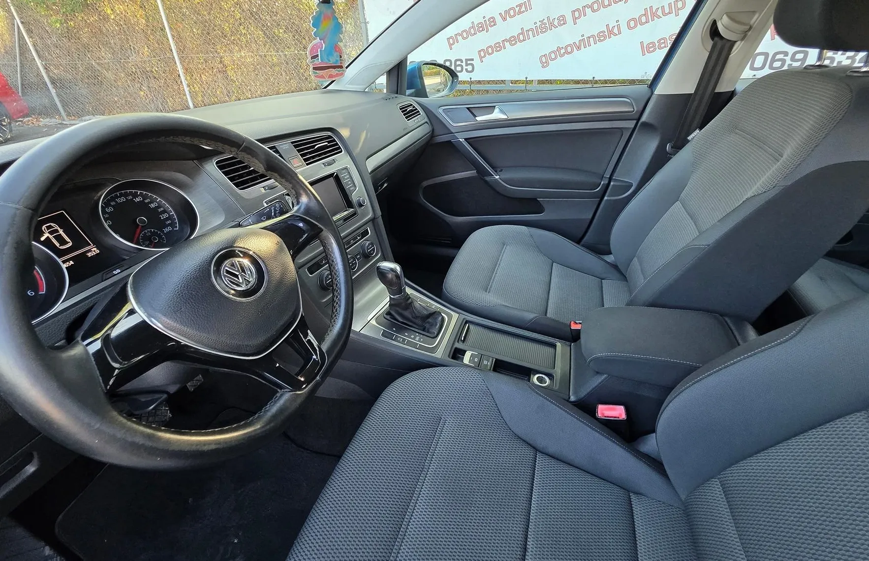 Zunanja slika - Volkswagen Golf - 2.0 TDI BMT HIGHLINE DSG GRETJE SEDEŽEV-ALU-PDC - 13