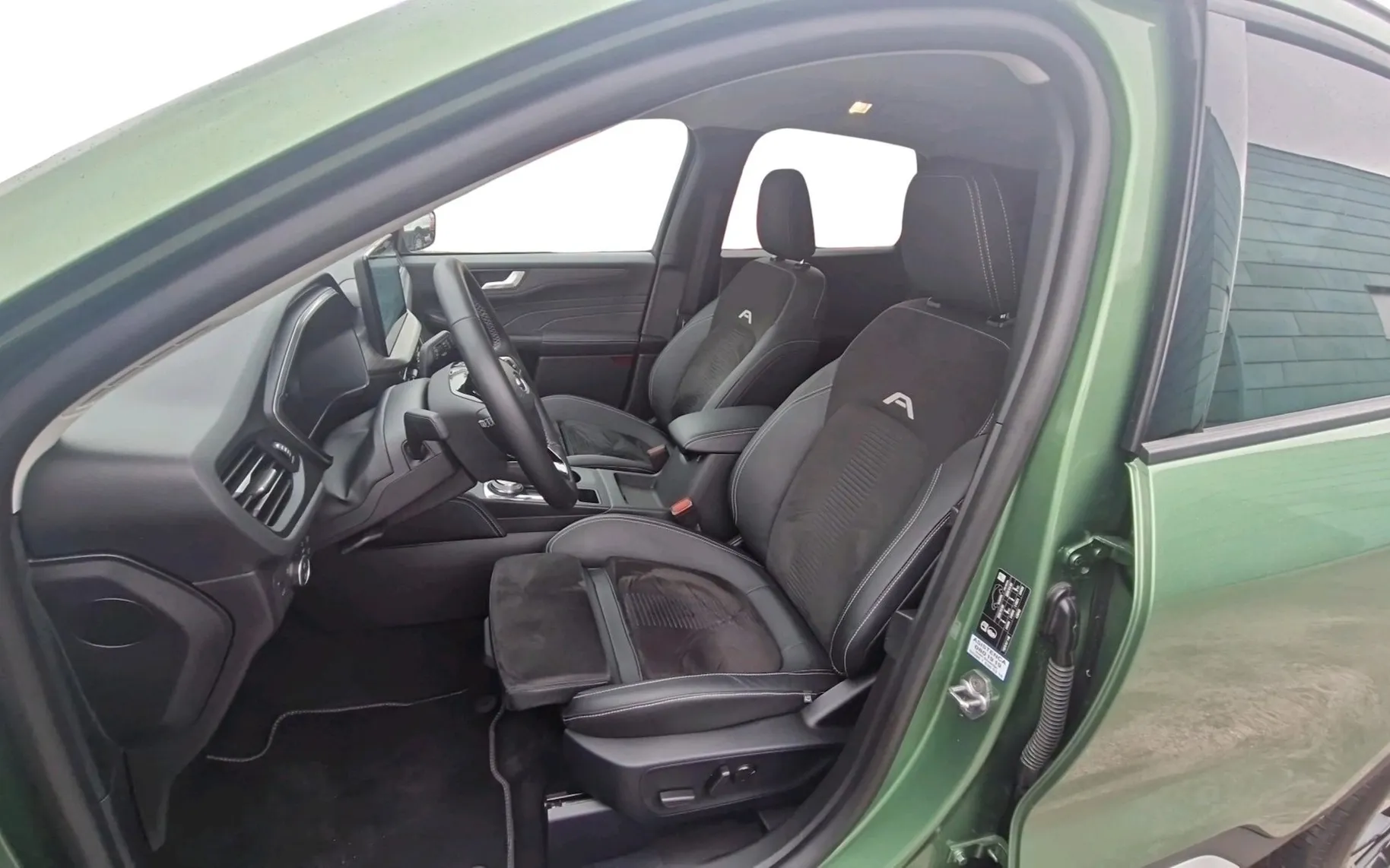 Zunanja slika - Ford Kuga - Active X 2.5 HYBR 134kW FHEV AWD-SLO-RADAR-HEADUP - 5