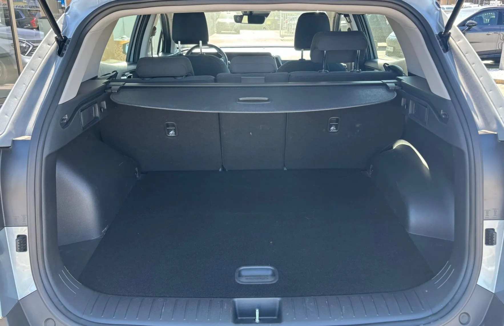 Zunanja slika - KIA Sportage - 1.6 T-GDI LX Fresh SLO-1.LAST.-TEMPOMAT-KAMERA - 6
