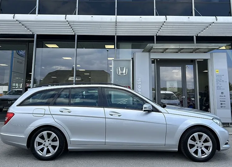 Zunanja slika - Mercedes-Benz C-Razred - C 220 CDI ELEGANCE - 4