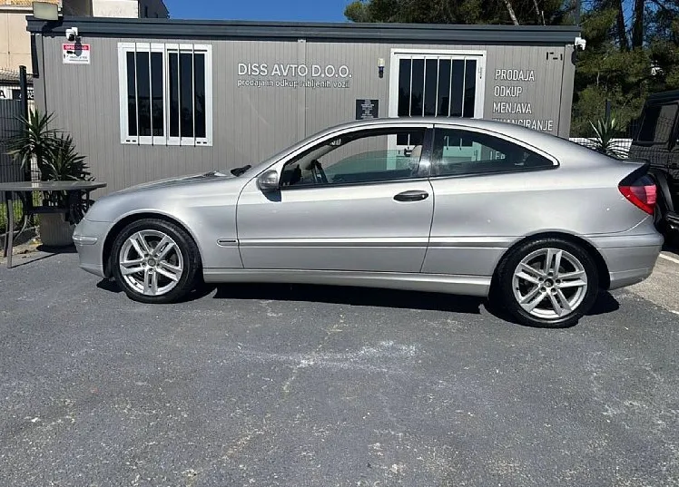 Zunanja slika - Mercedes-Benz C-Razred - C 200 OBROK 84X-42EUR NA KREDIT BREZ POLOGA... - 1