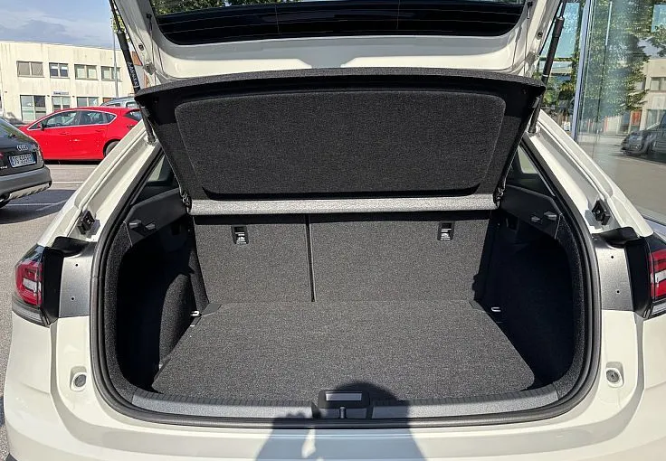 Zunanja slika - Volkswagen Taigo - 1.0 TSI 4ALL 85  115  - NA POLOŽNICE - 9