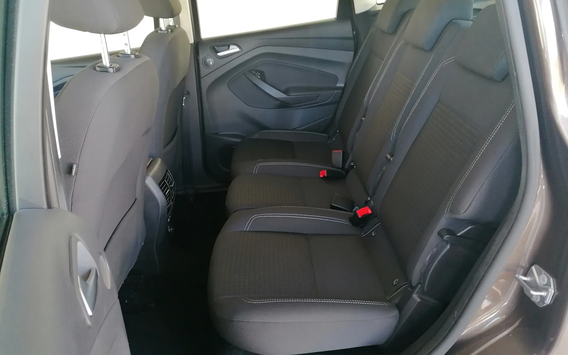 Zunanja slika - Ford C-MAX - 1.0 EcoBoost 92 kW Trend - 8