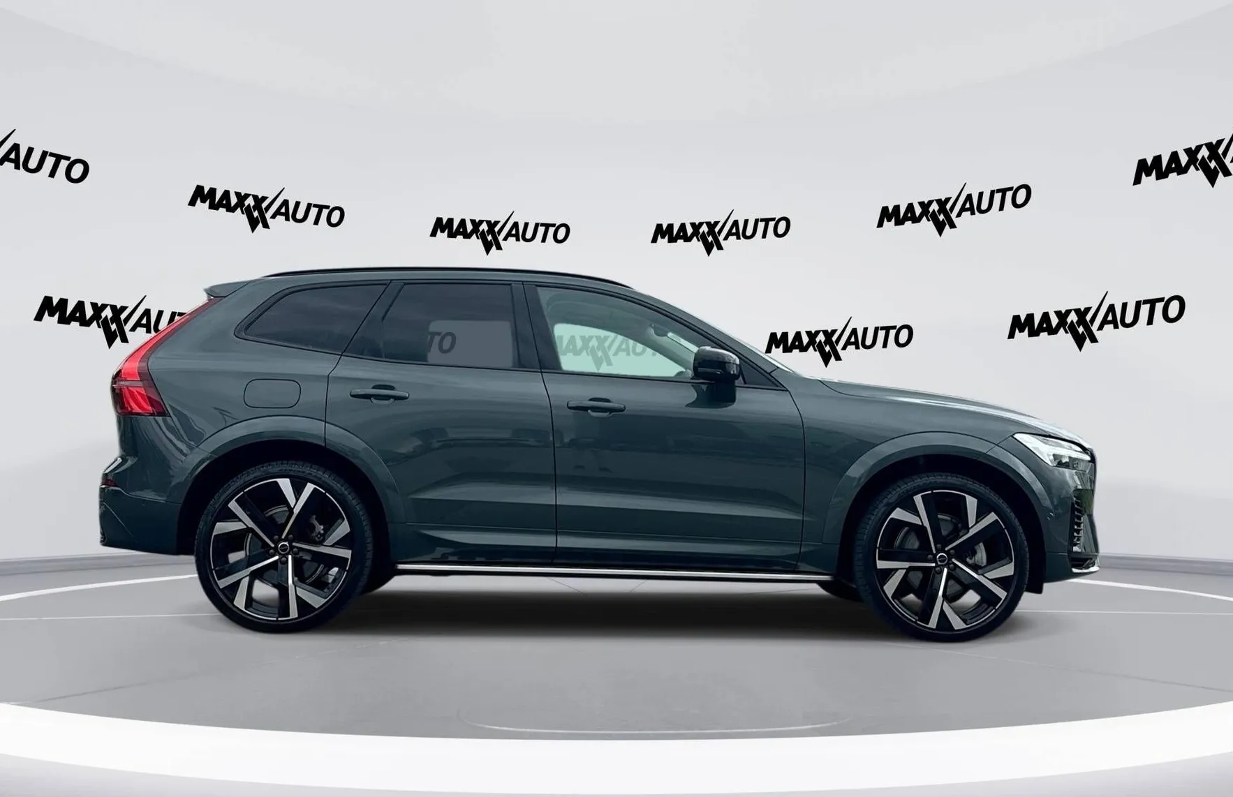 Zunanja slika - Volvo XC60 - T8 AWD Recharge Twin Engine Ultra Dark Avt - 4