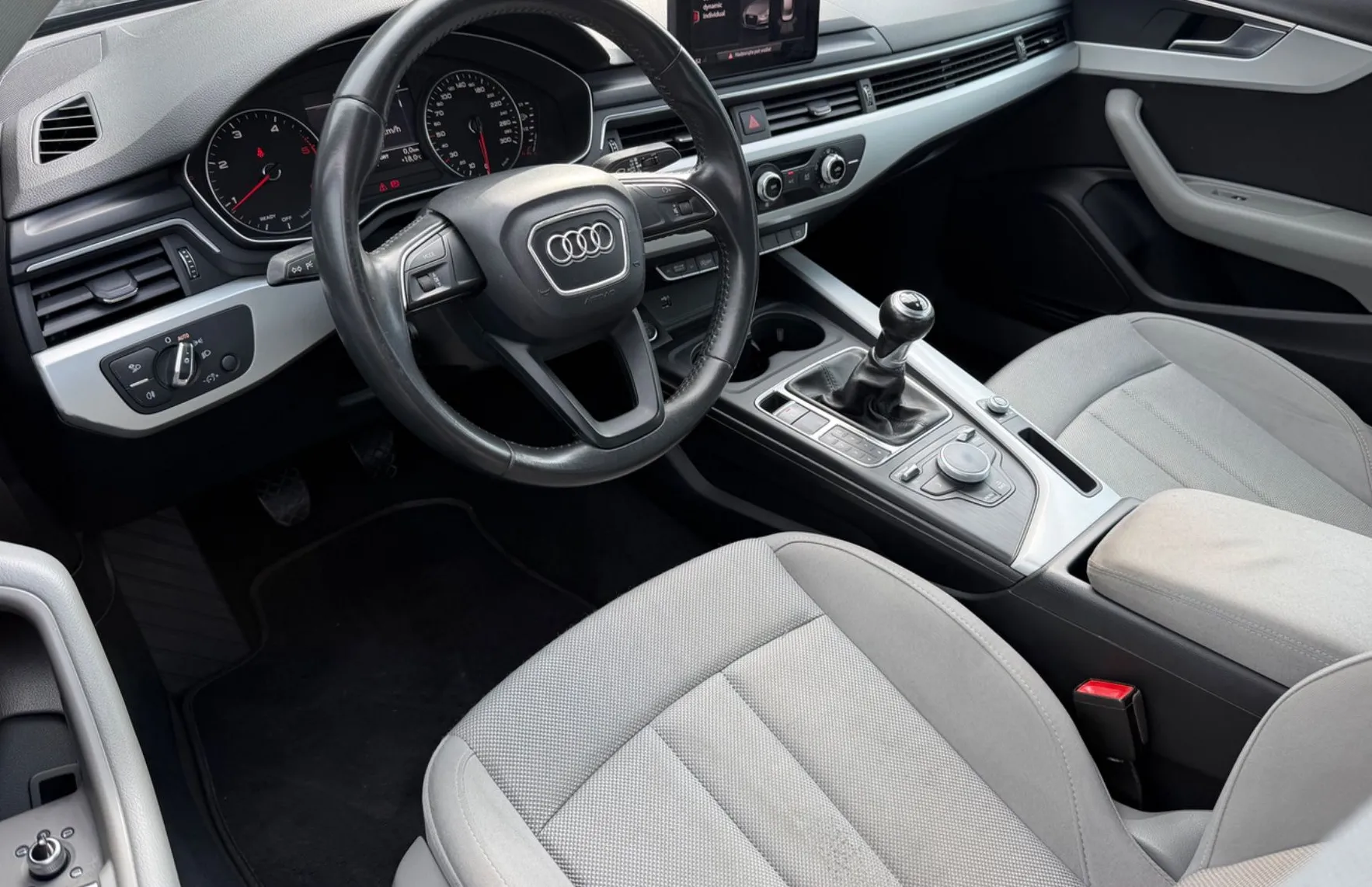 Zunanja slika - Audi A4 - 2.0 TDI |PDC|KLJUKA|NAVI|REDNO SERV.| - 9