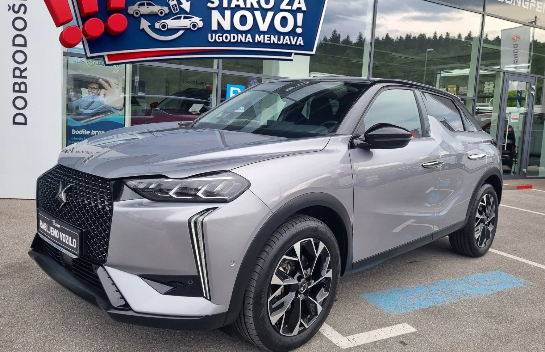 Zunanja slika - DS DS 3 - 1.2 MHEV Étoile Avtomatik - SAMO 17.423KM - 1