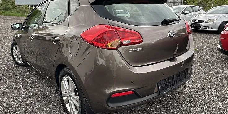 Zunanja slika - KIA Ceed - 1.4 CVVT LX Fun+ 1 Lasnik - 5