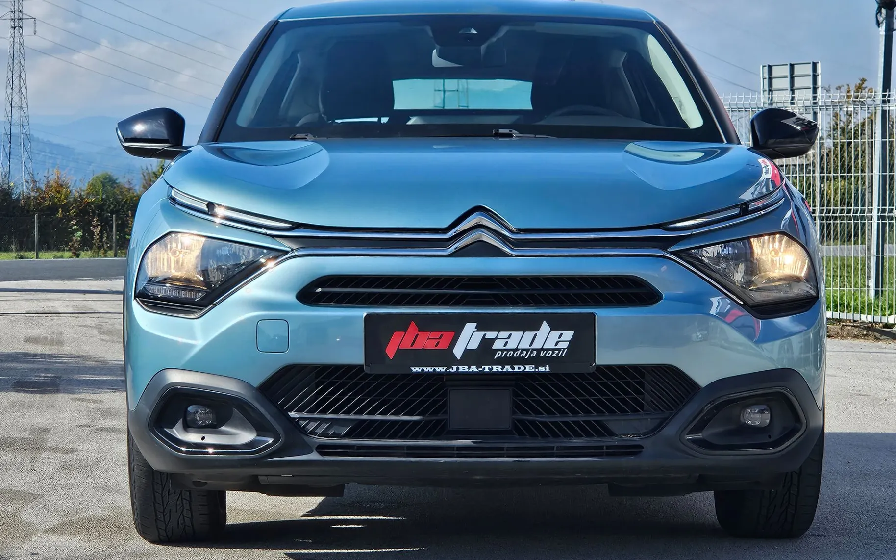 Zunanja slika - Citroën C4 - 1.2 PureTech 100 Feel - 2