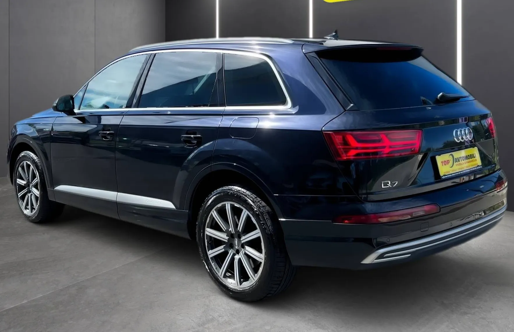 Zunanja slika - Audi Q7 - 3.0 TDI QUATTRO E-TRON MATRIX NAVI PDC KAM TEM T.. - 4