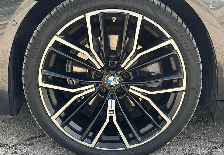Zunanja slika - BMW Serija 5 - : 520d xDrive M -LASER-ACC-VIRTUAL-20COL-HEADUP - 5