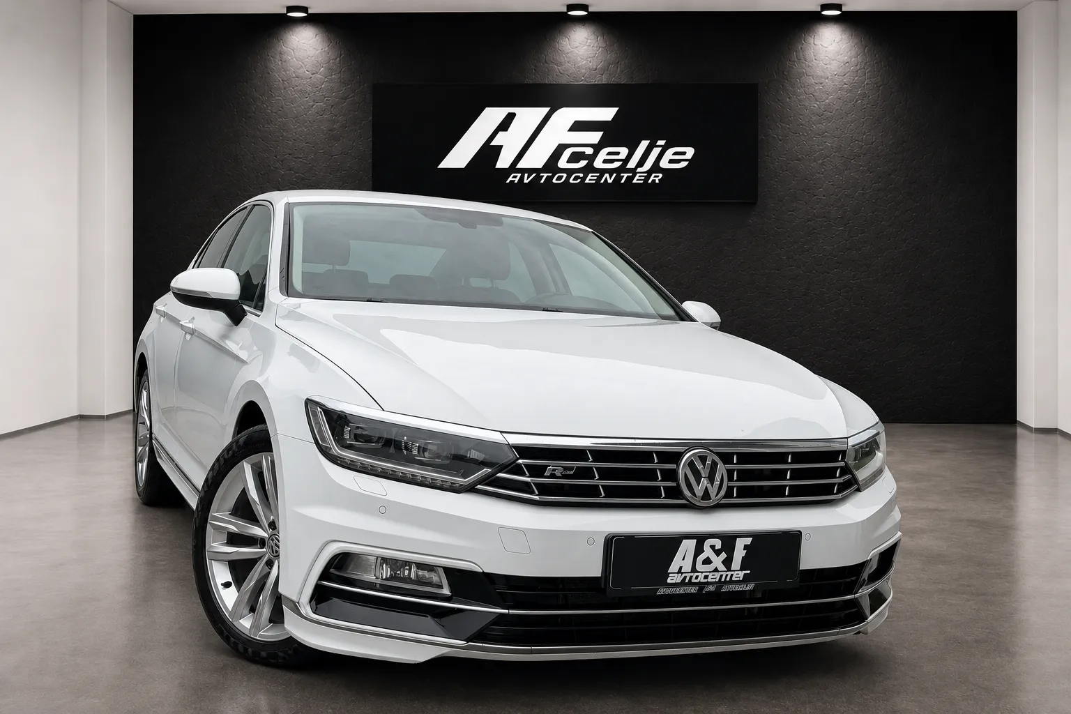 Zunanja slika - Volkswagen Passat - 2.0 TDI-4X4-DSG-R LINE-VIRTUAL-LIZING ZA TUJCE-... - 3