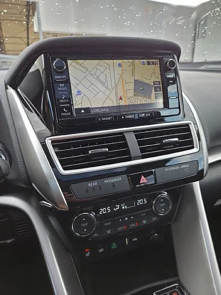 Zunanja slika - Mitsubishi Eclipse Cross - 4WD 1.5T Instyle+ CVT KAMERA NAVI GR.SED+VOLANA - 17